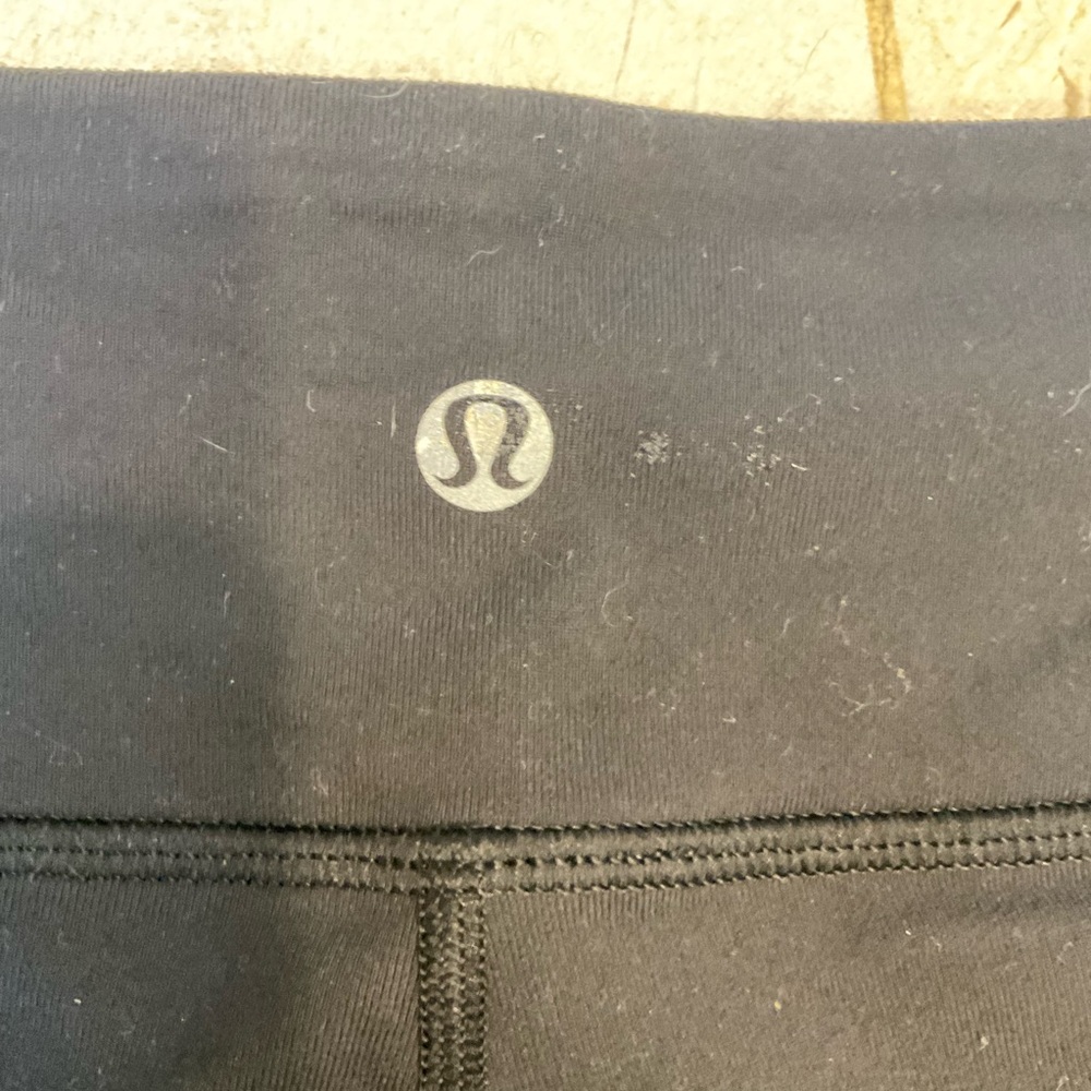 LuLuLemon Athletica Yoga Pants, Black, Sz Small, Good Condition - Picture 2 of 8